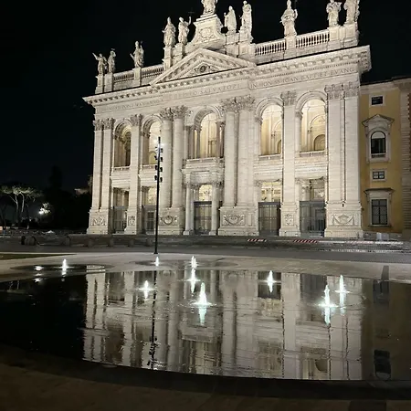 Cozy Saint John Rome